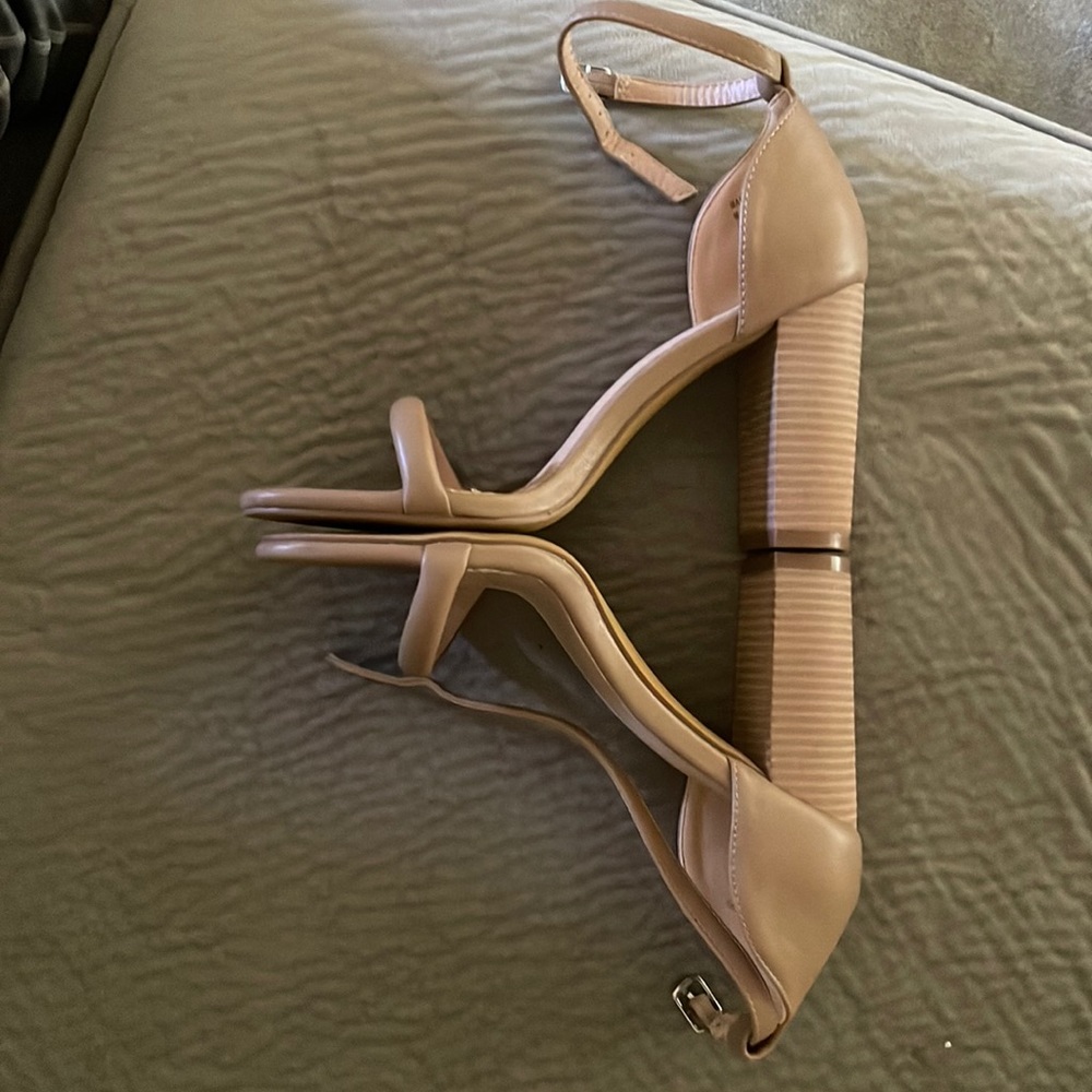 Nude puffy heal sandals